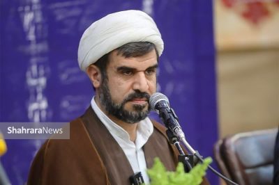 لزوم هدایت سرمایههای داخلی از بازارهای متورم به سمت چرخه تولید